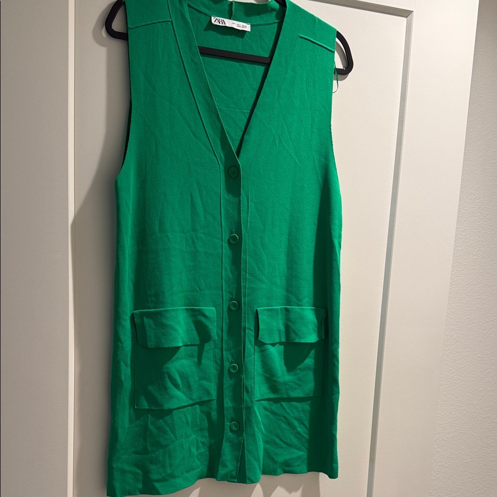 Green Sleeveless Button-Up Knit Dress